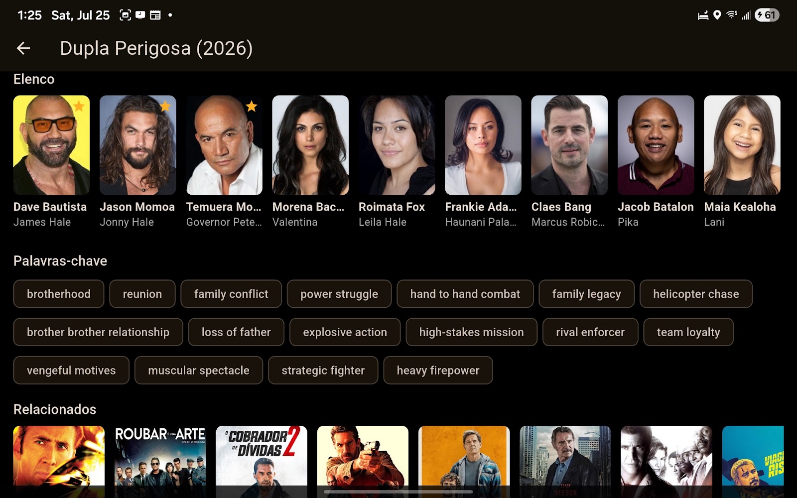 Elenco e palavras-chave preenchidos automaticamente no detalhe do filme